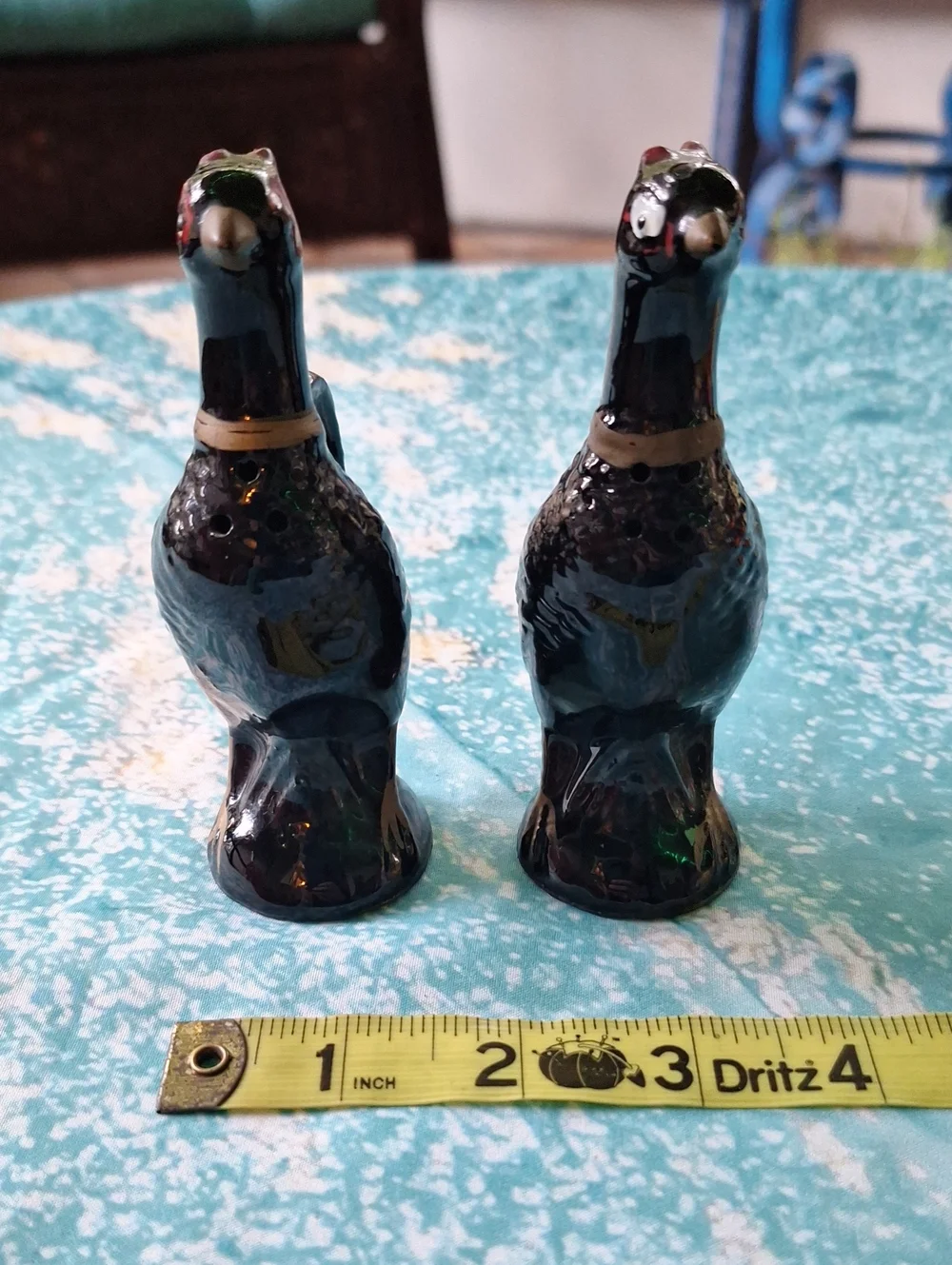 Black Ceramic Bird Salt & Pepper Set - Decorative Home Accent